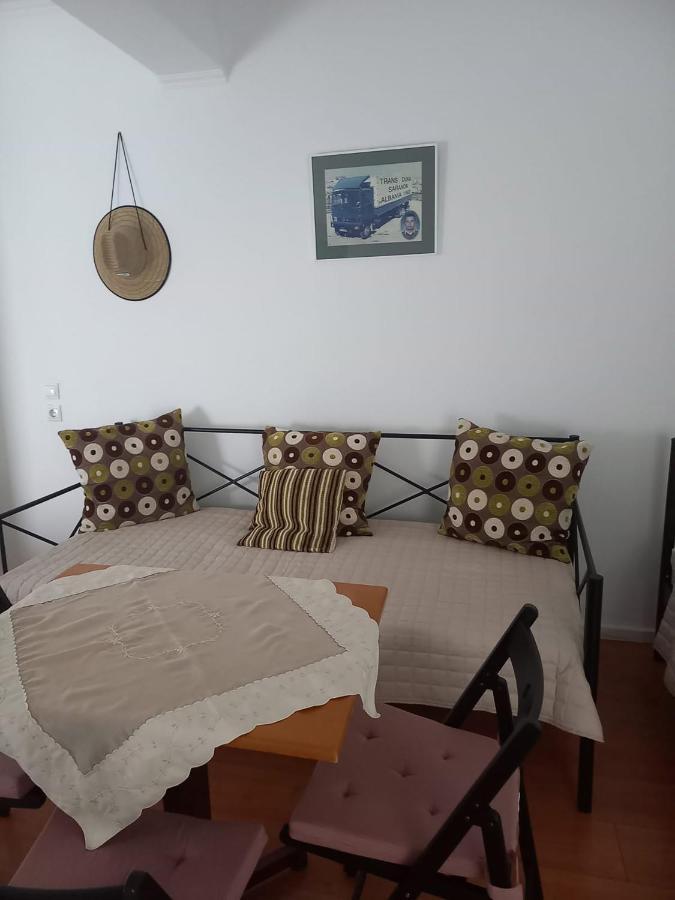 Duka'S House Hotel Lukove Ngoại thất bức ảnh